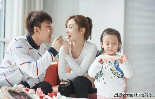 吃瓜群众和妈妈,一场家庭爱的盛宴