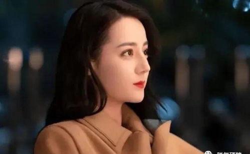 美女吃瓜教程,美女吃瓜教程，让你成为吃瓜达人